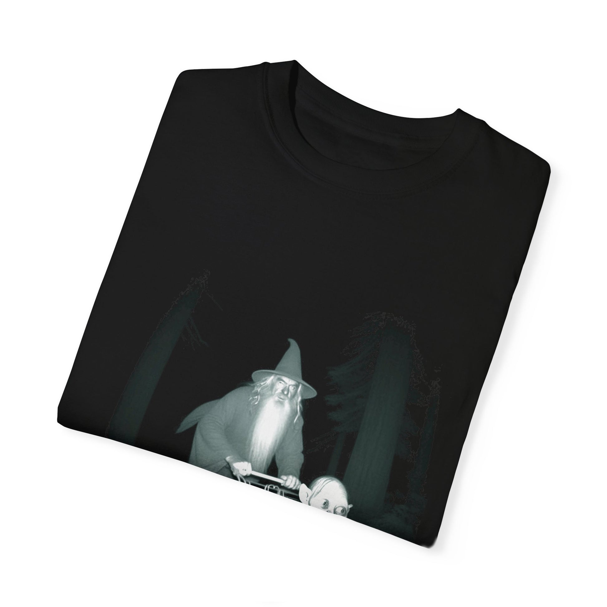 &quot;Wizard&#39;s Nighttime Shopping with Gollum&quot; T-shirt